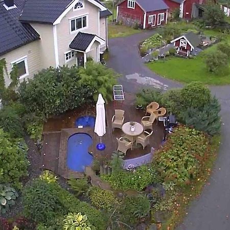 Apartamento Minihus Med Drommeutsikt Til Sunnmorsalpene Aure  Exterior foto